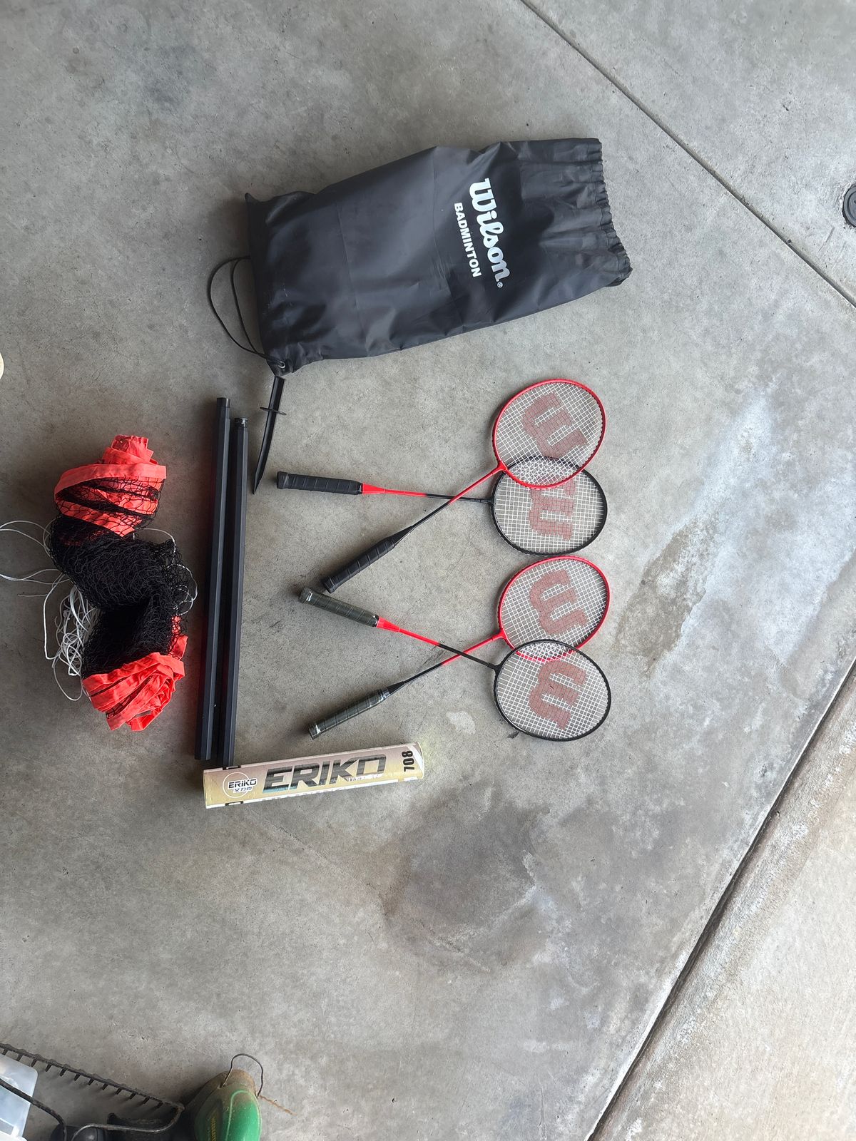 Wilson Badminton Set with Erikko Shuttlecocks