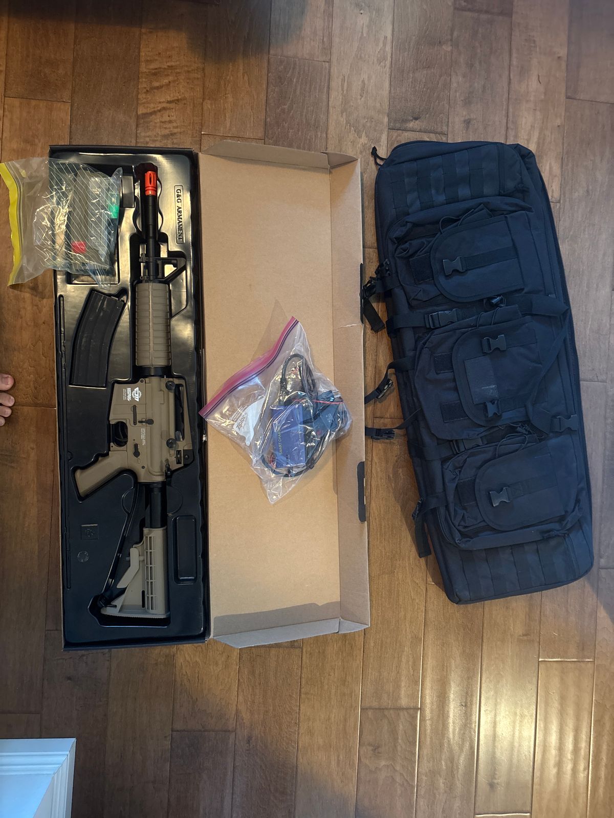 G&G Armament CM16 Raider 2.0E Airsoft Rifle with Case
